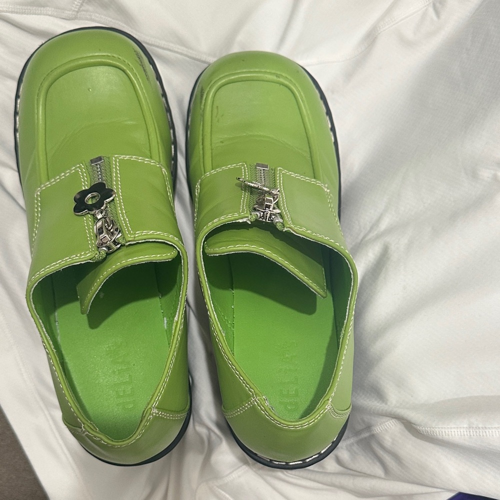 dELiA*s Lime Green Chunky Heel Shoes